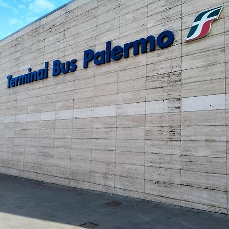 דירות Stazione Di Palermo Affitti מראה חיצוני תמונה